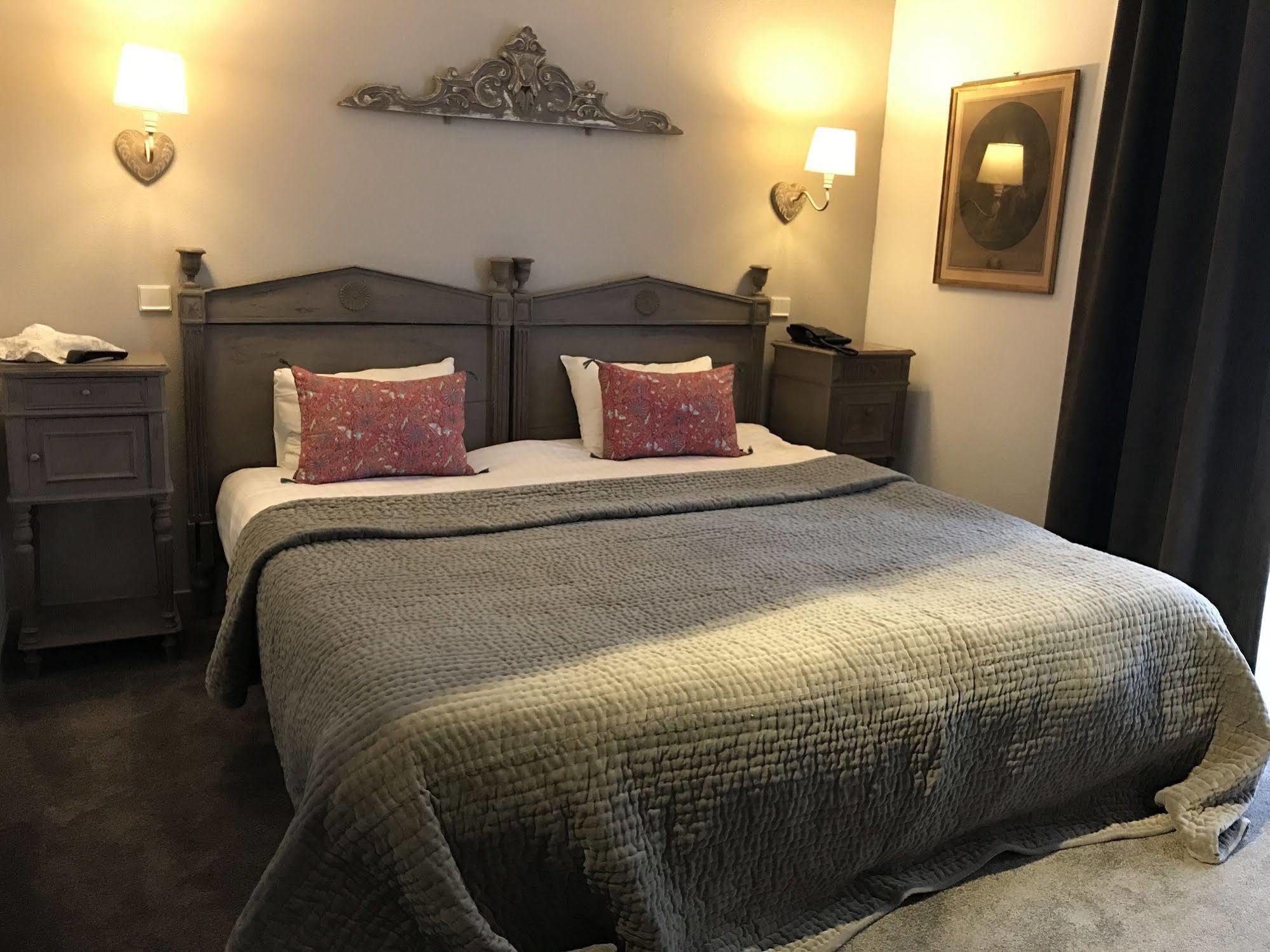 Hotel Arvor - O'Lodges By Arvor ดีน็อง ภายนอก รูปภาพ